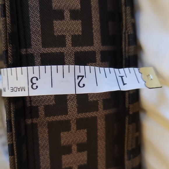 Monogrammed E Purse made in Korea. Possibly made to resemble Fendi brand. - Picture 14 of 14